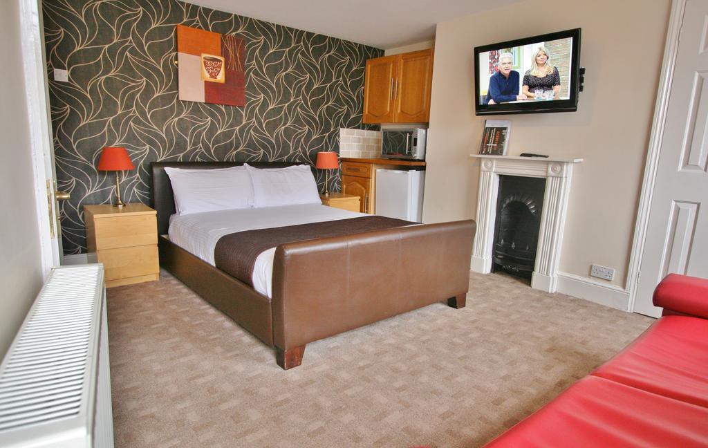 Central Hotel Cheltenham By Roomsbooked Phòng bức ảnh